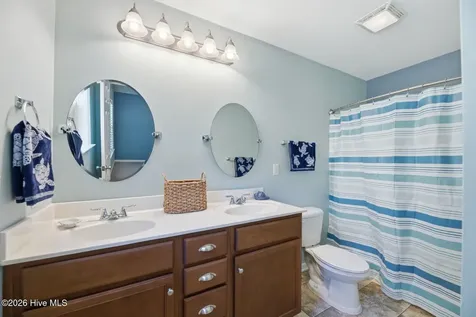187 Tylers Cove Way Winnabow NC 28479