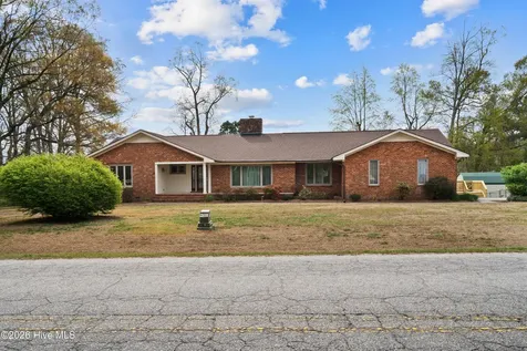 4318 Country Club Drive N Wilson NC 27896