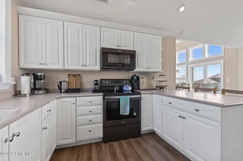 2009 Emerald Drive Emerald Isle NC 28594