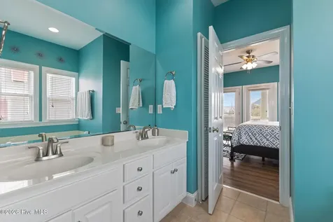 2009 Emerald Drive Emerald Isle NC 28594