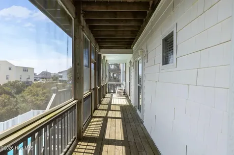 2009 Emerald Drive Emerald Isle NC 28594