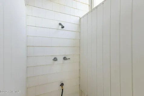2009 Emerald Drive Emerald Isle NC 28594