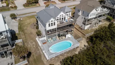 2009 Emerald Drive Emerald Isle NC 28594