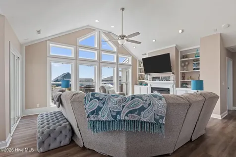 2009 Emerald Drive Emerald Isle NC 28594
