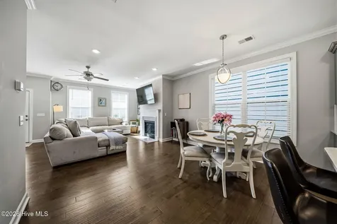 7163 Maple Leaf Drive Wilmington NC 28411