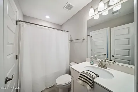 7163 Maple Leaf Drive Wilmington NC 28411