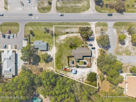 8094-8096 River Road SE Southport NC 28461