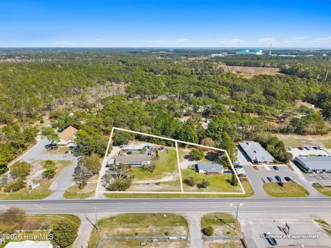 8094-8096 River Road SE Southport NC 28461