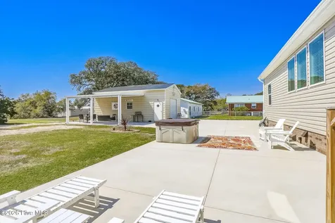 204 Nelson Street Harkers Island NC 28531