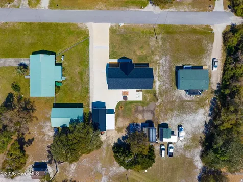 204 Nelson Street Harkers Island NC 28531