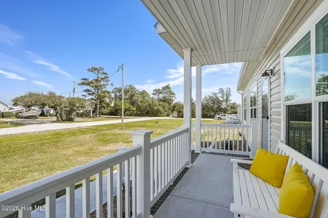 204 Nelson Street Harkers Island NC 28531
