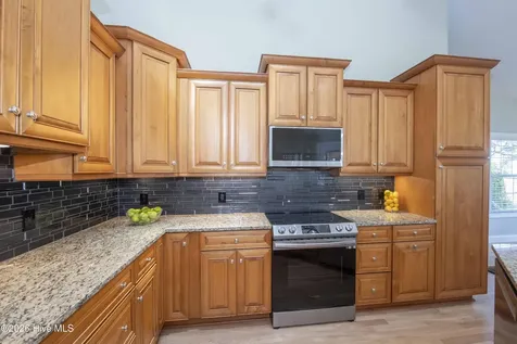 3125 Lakeside Commons Drive SE Southport NC 28461