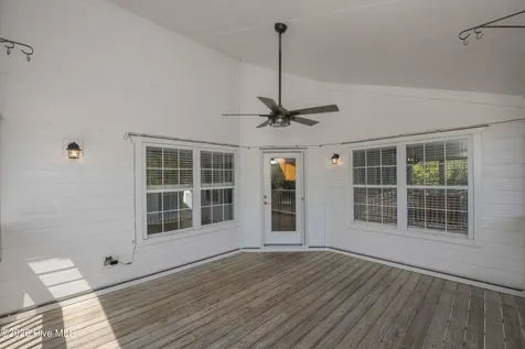 3125 Lakeside Commons Drive SE Southport NC 28461