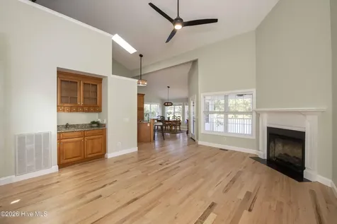 3125 Lakeside Commons Drive SE Southport NC 28461