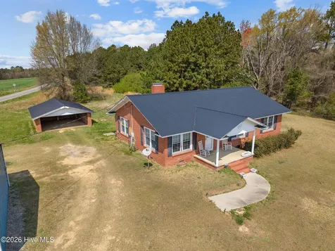 1739 Mcduffie Road Biscoe NC 27209