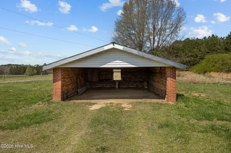 1739 Mcduffie Road Biscoe NC 27209