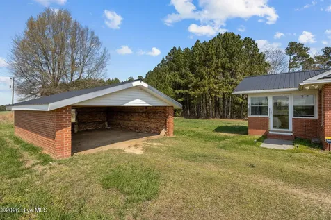 1739 Mcduffie Road Biscoe NC 27209