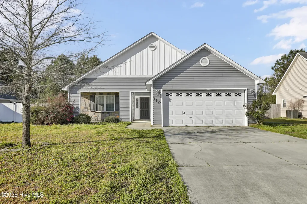 710 Savannah Drive Jacksonville NC 28546