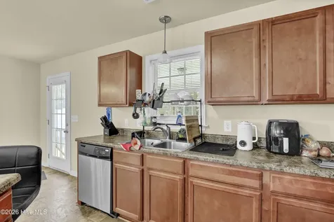 710 Savannah Drive Jacksonville NC 28546