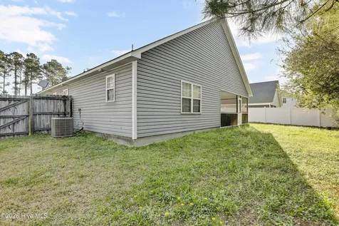 710 Savannah Drive Jacksonville NC 28546