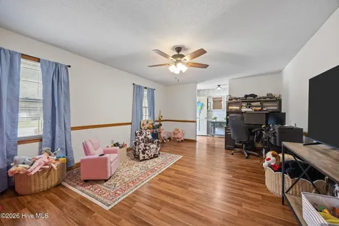 310 W 17th Street Scotland Neck NC 27874