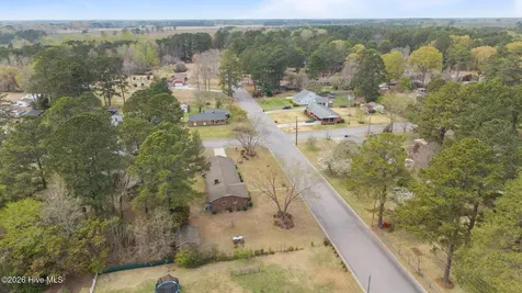 310 W 17th Street Scotland Neck NC 27874