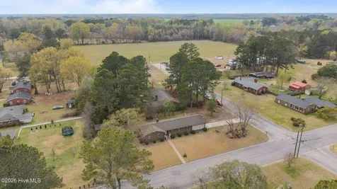 310 W 17th Street Scotland Neck NC 27874