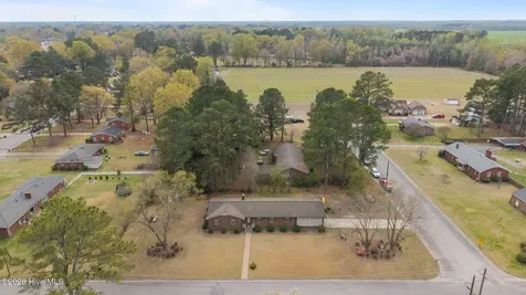 310 W 17th Street Scotland Neck NC 27874