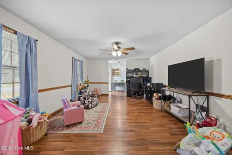 310 W 17th Street Scotland Neck NC 27874