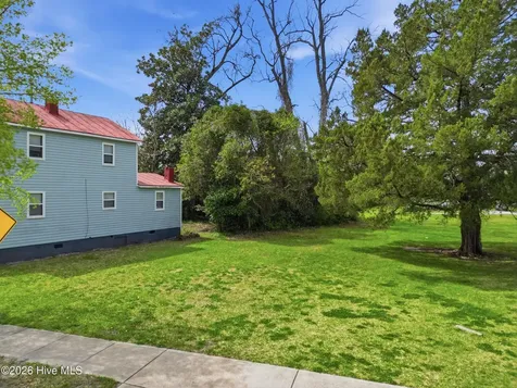 821 West Street New Bern NC 28560