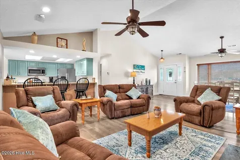 104 Greenview Court Hampstead NC 28443