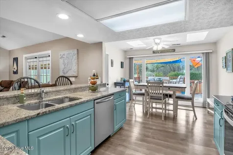 104 Greenview Court Hampstead NC 28443