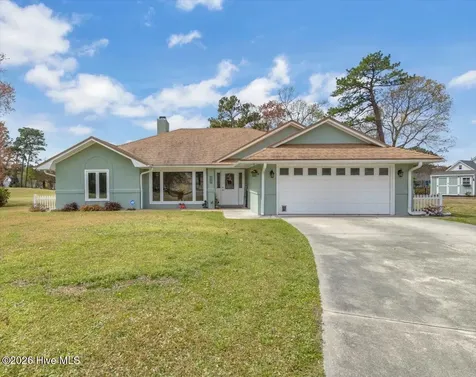 104 Greenview Court Hampstead NC 28443