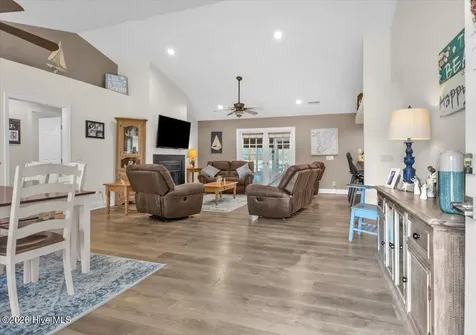 104 Greenview Court Hampstead NC 28443
