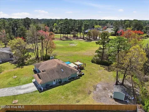 104 Greenview Court Hampstead NC 28443