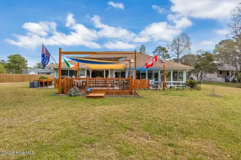 104 Greenview Court Hampstead NC 28443