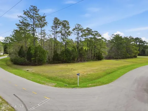 5015 Bucco Reef Road New Bern NC 28560