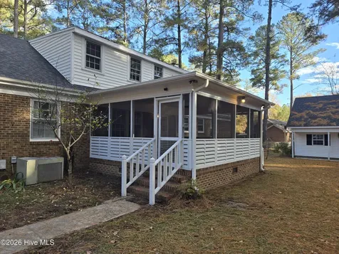 701 S Broad Street Robersonville NC 27871