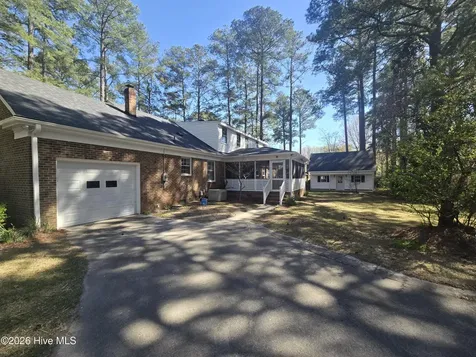 701 S Broad Street Robersonville NC 27871