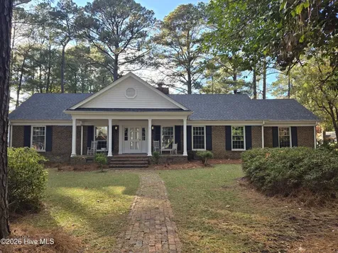 701 S Broad Street Robersonville NC 27871