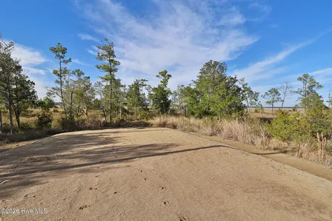 1217 Strange Court Morehead City NC 28557