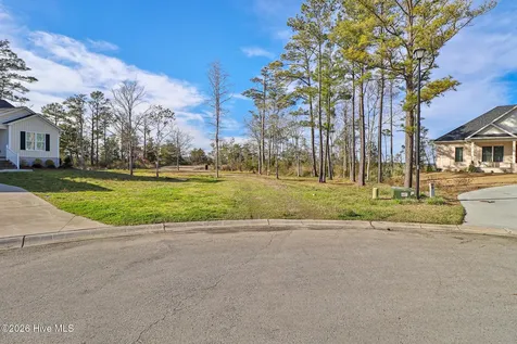 1217 Strange Court Morehead City NC 28557