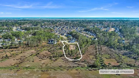 1217 Strange Court Morehead City NC 28557