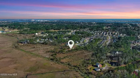 1217 Strange Court Morehead City NC 28557