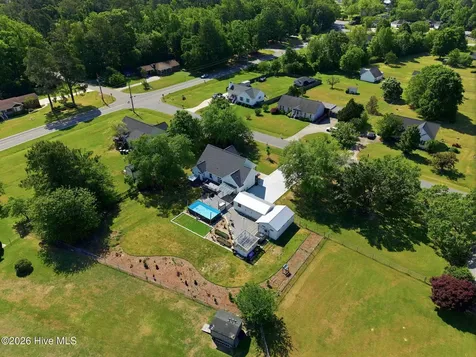 2625 Garden Grove Way Greenville NC 27858