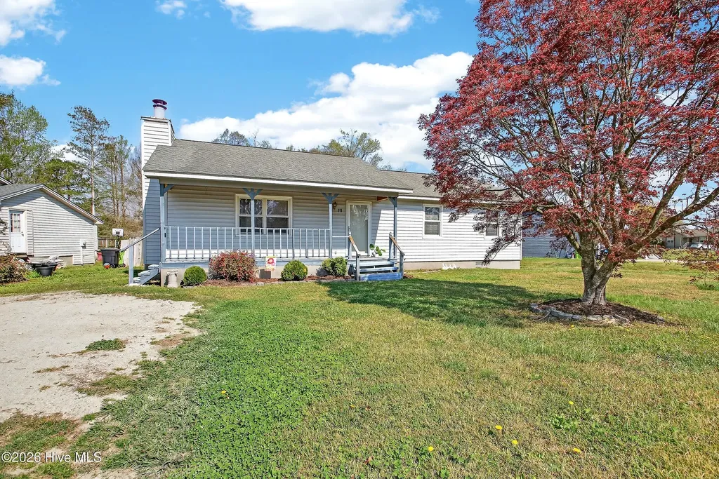 111 Little Lake Circle New Bern NC 28560