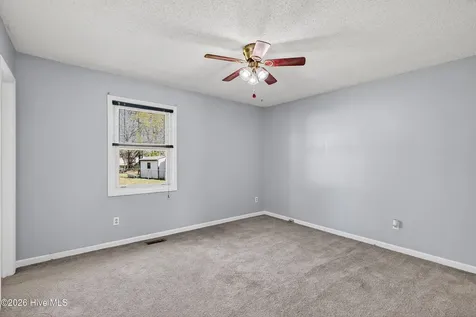 111 Little Lake Circle New Bern NC 28560
