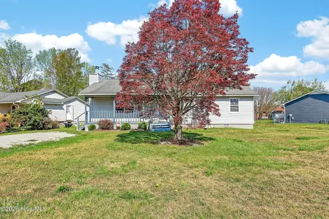 111 Little Lake Circle New Bern NC 28560
