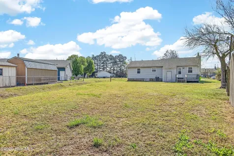 111 Little Lake Circle New Bern NC 28560