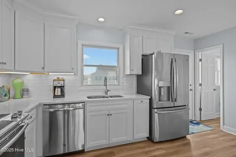 2506 Emerald Drive Emerald Isle NC 28594